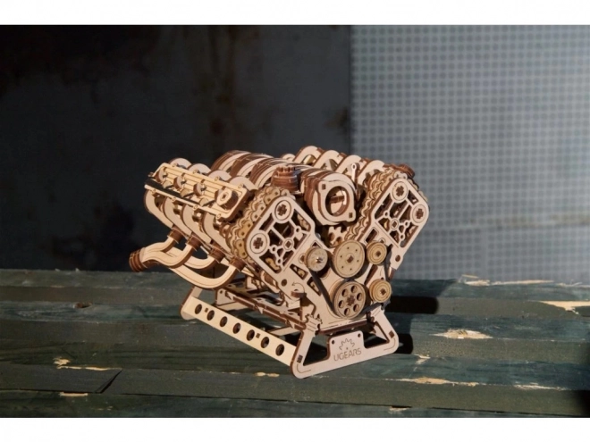 Ugears 3D houten puzzel motor V8