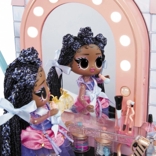 Kapsalon met verlicht spiegel