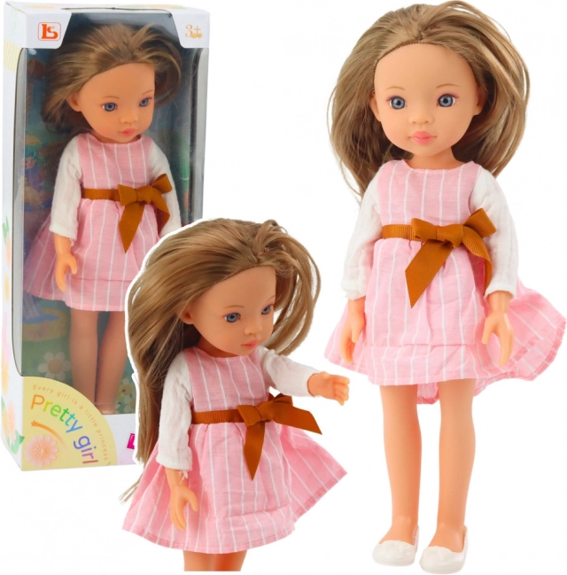 Pop Pretty Girl in roze jurk met strik en lang bruin haar