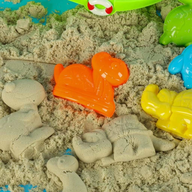 Kinderboot met zand- en waterspeeltjes