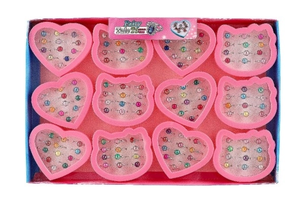 Ringen met parel voor kleine prinsesjes
