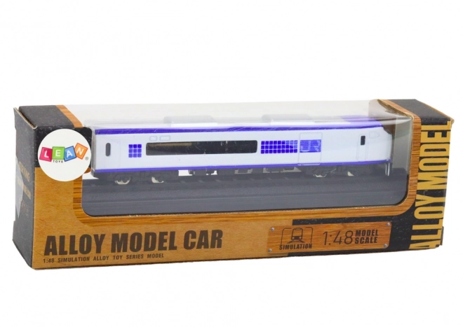 Verzamelmodel van een treinwagon 1:48 metaal wit-blauw