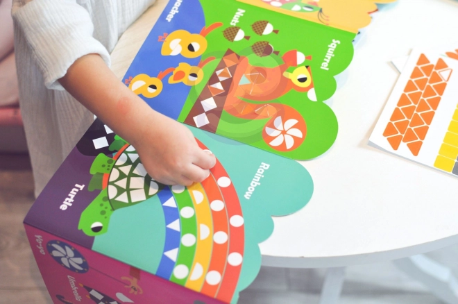 Geometrische stickers dieren Woopie voor creatieve educatie