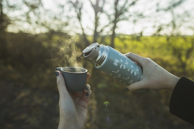Thermosfles voor vloeistoffen met siliconen houder 400 ml, Bergen
