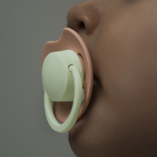 Lichtgevende greep voor gemakkelijk zoeken in de nacht