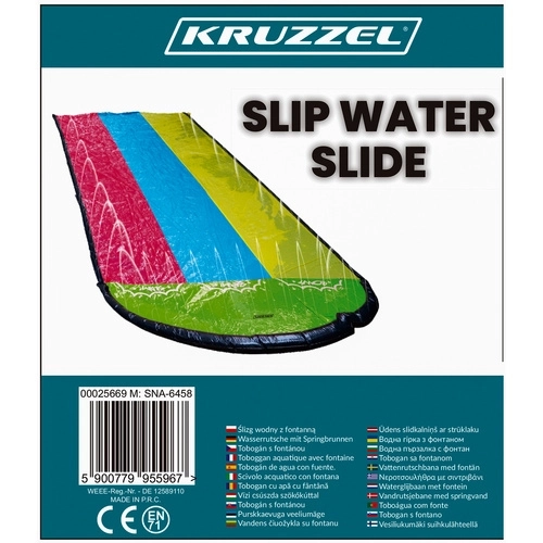 Waterglijbaan met fontein en drievoudige glijbaan voor kinderen in de tuin
