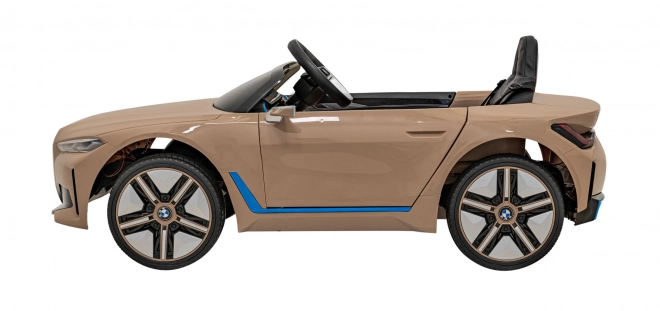 Kinderauto op batterij BMW i4 – Gouden