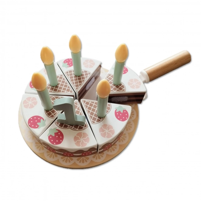 Houten verjaardagstaart met kaarsjes