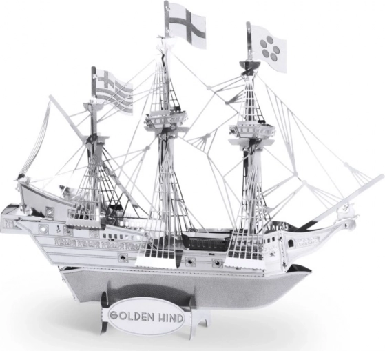 Realistische miniatuur van het schip Golden Hind