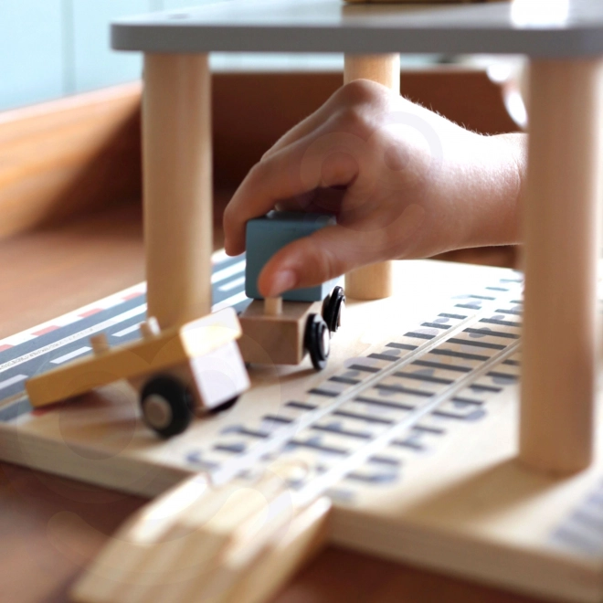 Houten set met havenkraan