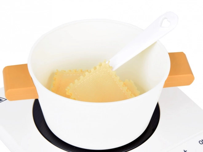 Kinderkeuken met inductiekookplaat en accessoires