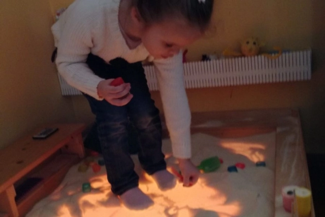 Verlichte tafel voor sensorisch spel en creatie