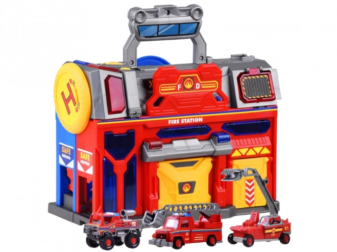 Mega garage met politie en brandweer met lift