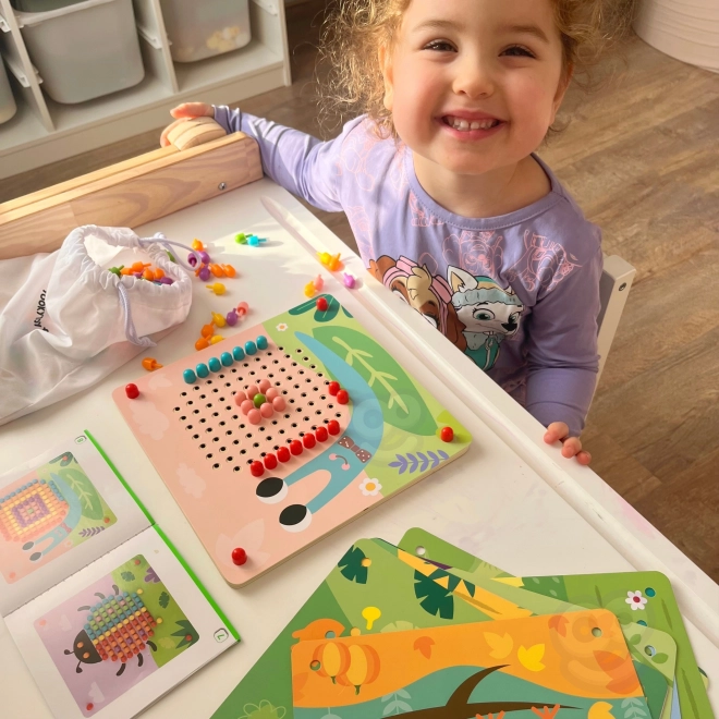 Houten puzzel met pinnetjes van Tooky Toy