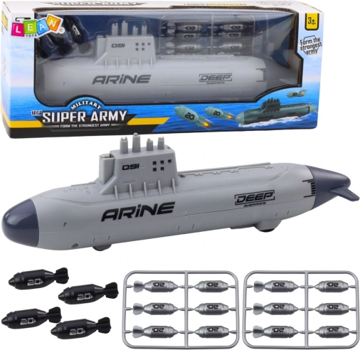 Grijze onderzeeër met torpedo's en mechanisme 28 cm