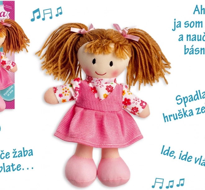 Pluchen pop Anička 20 cm, spreekt Slowaaks