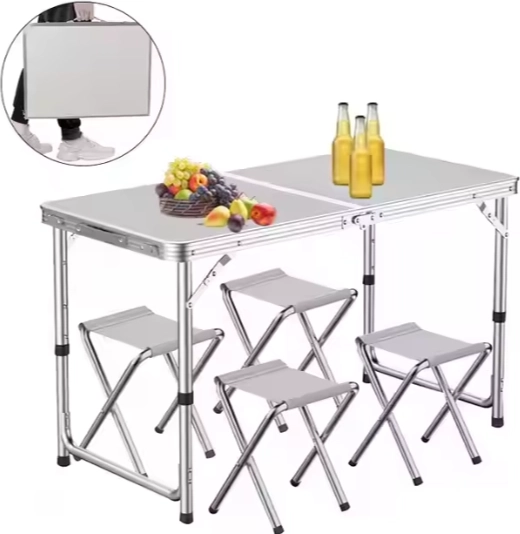 Opvouwbare kampeerset met tafel en 4 grijze stoelen