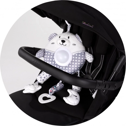 Universele ophanging voor kinderwagen en ledikant