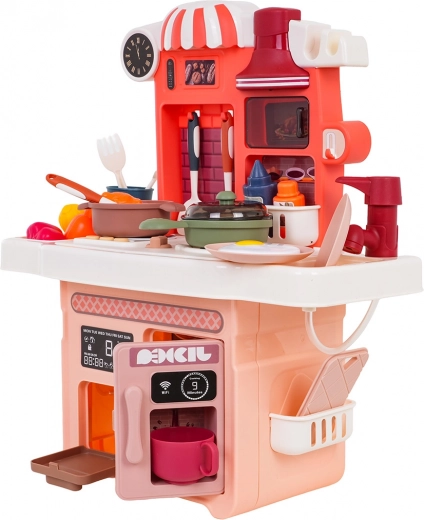 Werkende kraan met stromend water