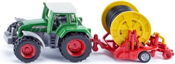 Tractor met sproeier