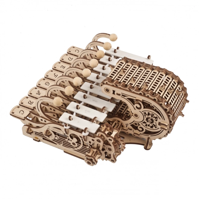 Ugears houten mechanisch model muziekinstrument Celesta