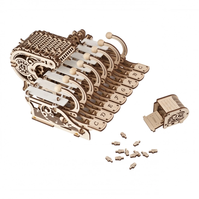 Ugears houten mechanisch model muziekinstrument Celesta