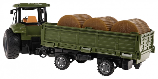 Groene trekker met aanhanger R/C