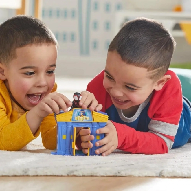 Set met Spidey Spaarpot Figuren