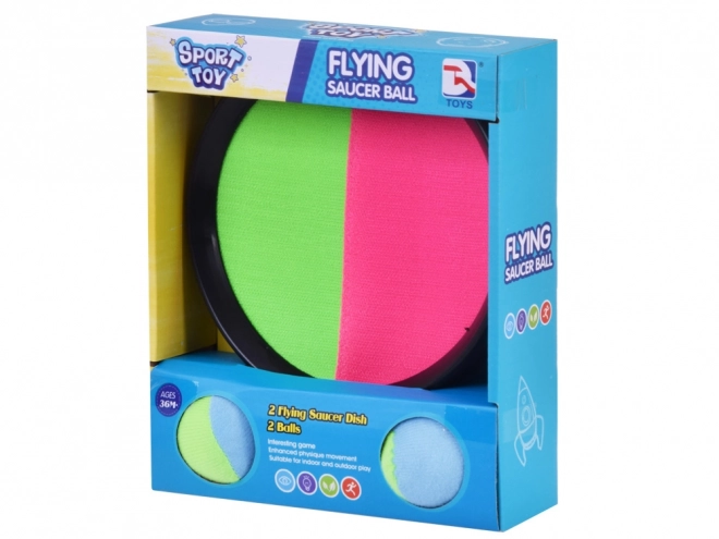 Spel met vangststokken en klittenbandballen
