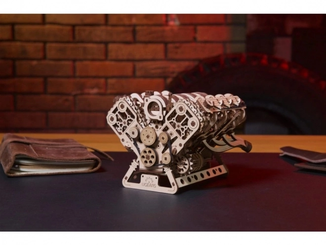 Ugears 3D houten puzzel motor V8