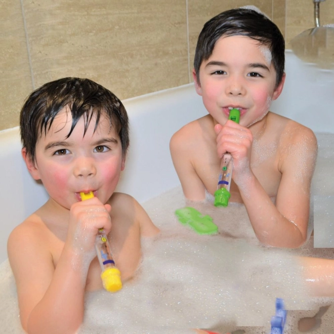 Waterspelletjes in het bad