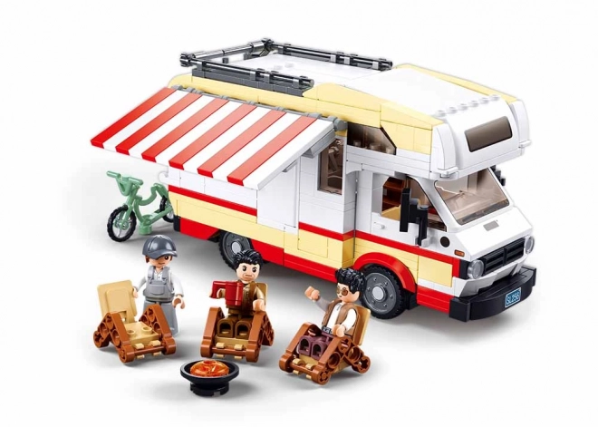 Sluban Camperwagen op schaal 1:35