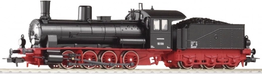 Authentieke stoomlocomotief BR 55 met fijne details