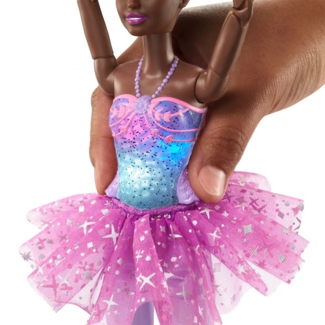 Barbie Dreamtopia balletdanseres Magische Lichten Bruinette
