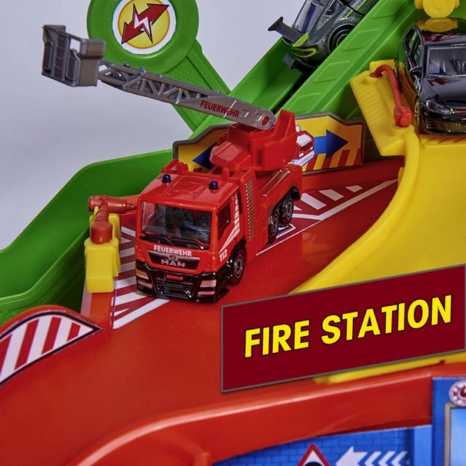 Garage Super Stad + 6 autootjes en trein