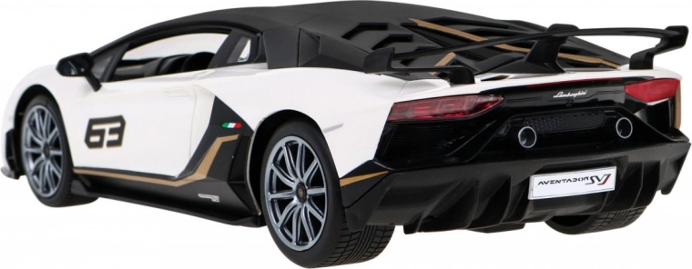 Realistisch Aventador SVJ-design