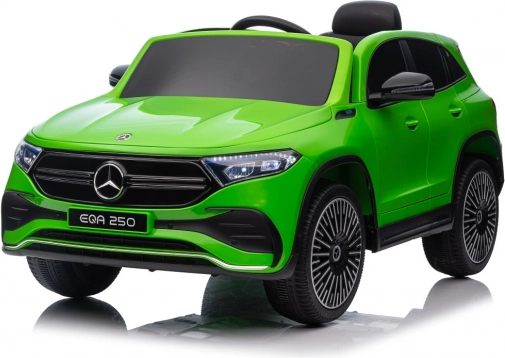 Elektrische auto Mercedes Benz EQA 250 groen