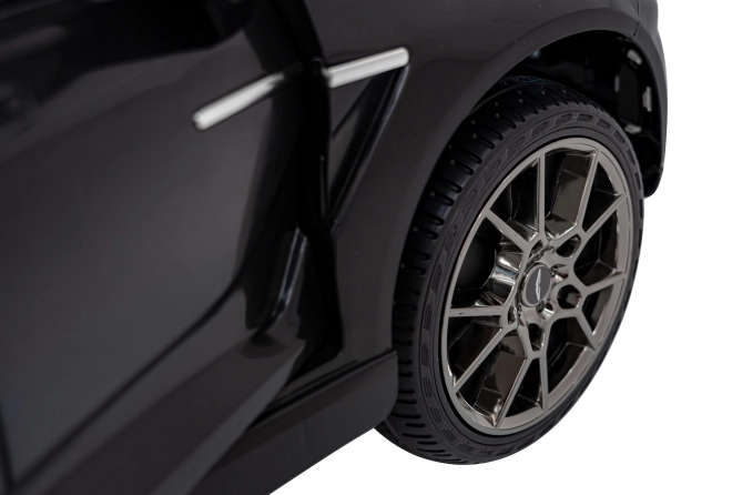 Aston Martin DBX Zwart