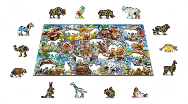 Houten puzzel met figuren - ansichtkaart met dieren
