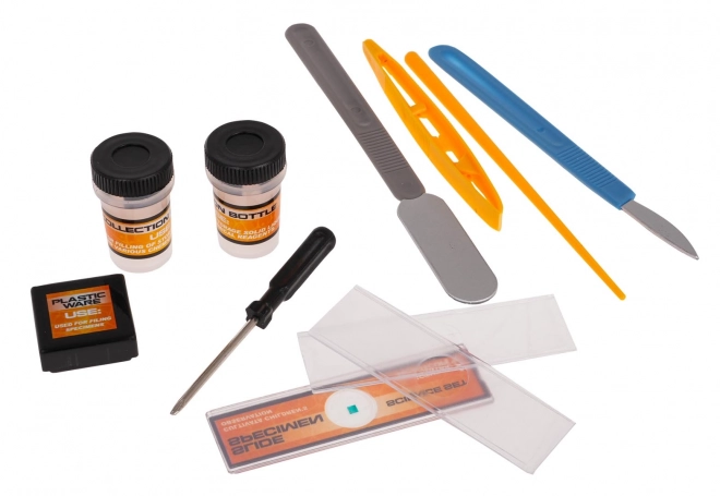 Witte microscoop + reageerbuizen en accessoires