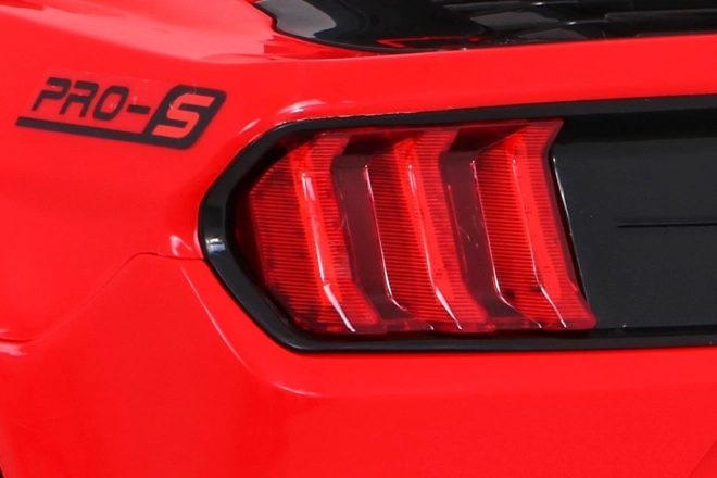 Rode kinderauto GT Sport op batterij met afstandsbediening en MP3