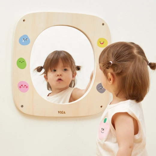 Speelse emoticons voor het leren van emoties