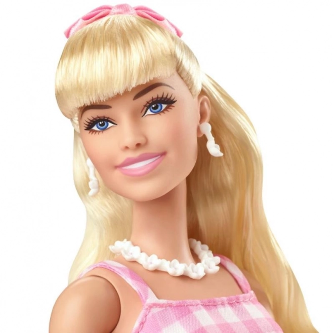 Film Barbie Doll Margot Robbie als Barbie in roze jurk
