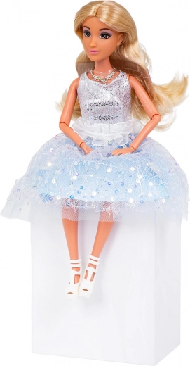 Lange blonde haren om te kammen en te vlechten