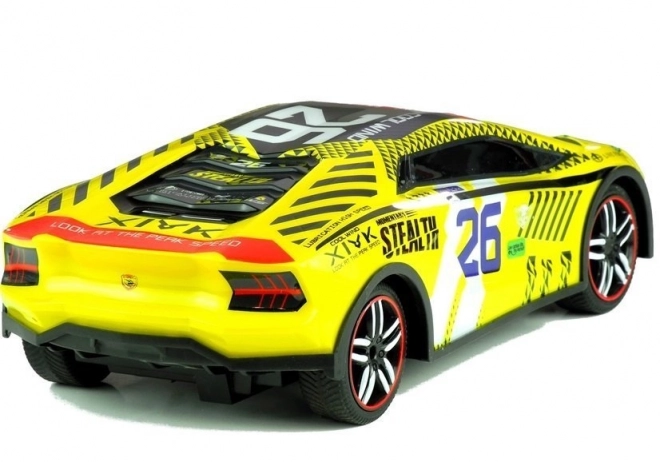 Op afstand bestuurbare sportwagen Pilot R/C Geel