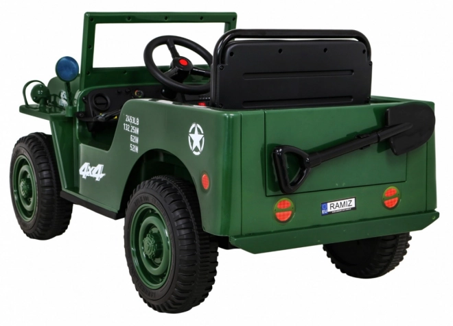 Retro groen militair voertuig voor kinderen + aandrijving 4x4 + afstandsbediening + 2 bagagedragers + langzame start + MP3 LED