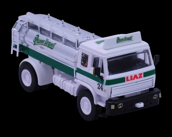 Bouwdoos Monti Systeem MS 36 Pilsner Urguell Liaz 1:48 in doos 22x15x6cm