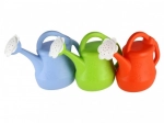 Plastic gieter met bloemenpatroon