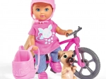 Pop Evička met fiets en hondje