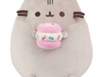 Pluche kat Pusheen met macaron 24 cm